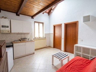 Bilocale in Vendita a Gorla Minore, 55'000&euro;, 42 m²