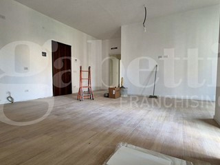 Quadrilocale in Vendita a Piacenza, 249'000&euro;, 126 m²