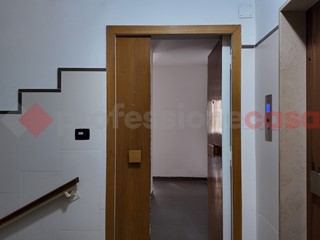 Appartamento in Affitto a Portici, 1'100&euro;, 130 m²
