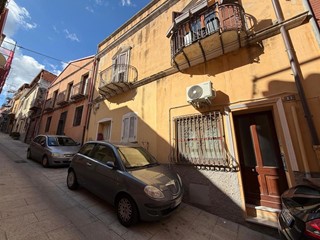 Trilocale in Vendita a Iglesias, 45'000&euro;, 70 m²