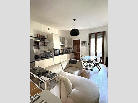 Trilocale in Vendita a Milano, 450'000&euro;, 85 m², arredato