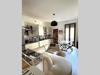 Trilocale in Vendita a Milano, 450'000&euro;, 85 m², arredato