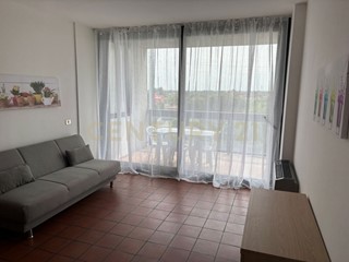 Bilocale in Vendita a Verona, 110'000&euro;, 61 m², arredato, con Box