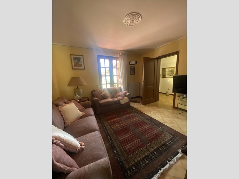 Quadrilocale in Affitto a Lucca, zona Sant'Alessio, 900&euro;, 110 m², arredato