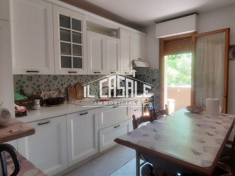 Appartamento in Vendita a Pontassieve, zona Montebonello, 205'000&euro;, 100 m², con Box