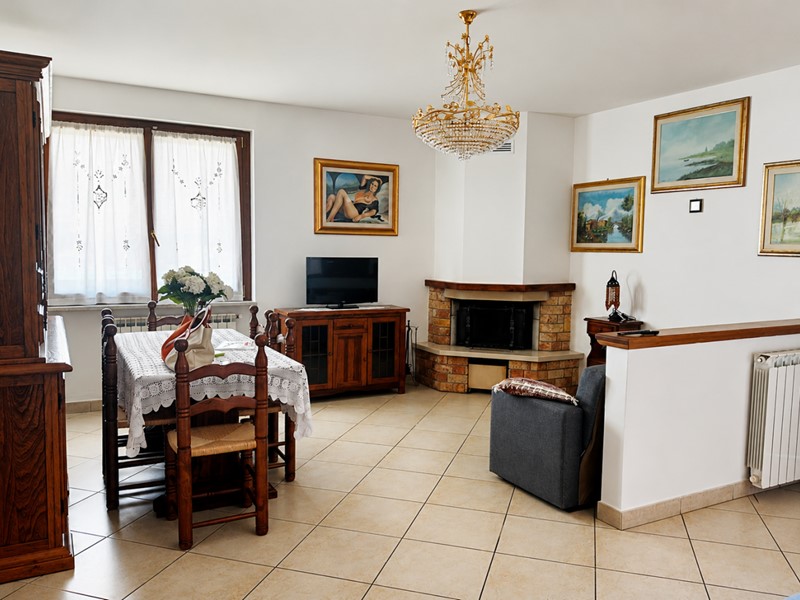 Trilocale in Affitto a Santo Stefano di Magra, 1'000&euro;, 70 m², arredato