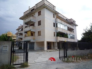 Appartamento in Vendita a Melito di Porto Salvo, 120 m²