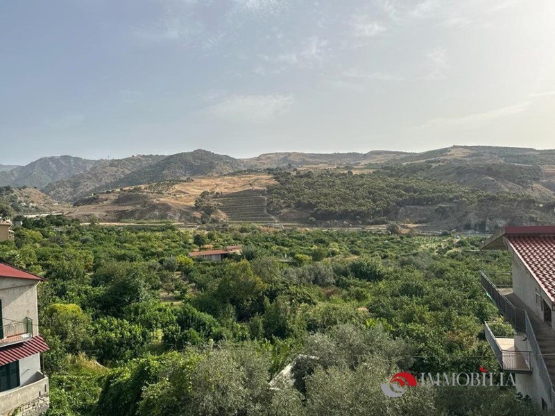 Quadrilocale in Vendita a Melito di Porto Salvo, 100 m²