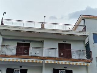 Quadrilocale in Vendita a Torre Annunziata, 320'000&euro;, 140 m²