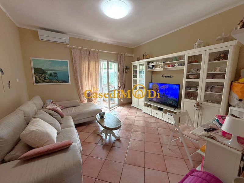Trilocale in Vendita a Livorno, 145'000&euro;, 88 m², arredato