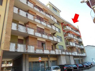 Trilocale in Vendita a Marnate, 72'000&euro;, 111 m²
