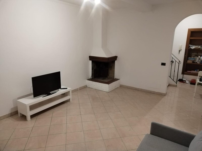 Trilocale in Affitto a Carrara, 600&euro;, 60 m², arredato