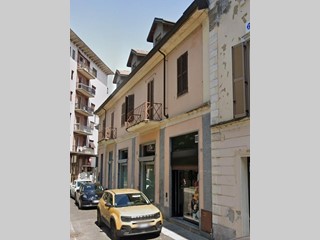 Quadrilocale in Vendita a Mortara, 136'308&euro;, 322 m², con Box
