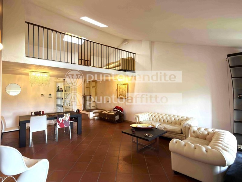 Appartamento in Vendita a Capannori, zona Lammari, 300'000&euro;, 130 m², arredato