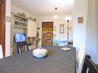 Quadrilocale in Vendita a Cascina, zona Casciavola, 210'000&euro;, 74 m², con Box
