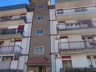 Appartamento in Vendita a Gaggi, 159'000&euro;, 162 m², arredato, con Box