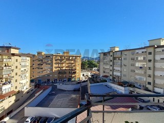 Appartamento in Vendita a Palermo, 195'000&euro;, 168 m²