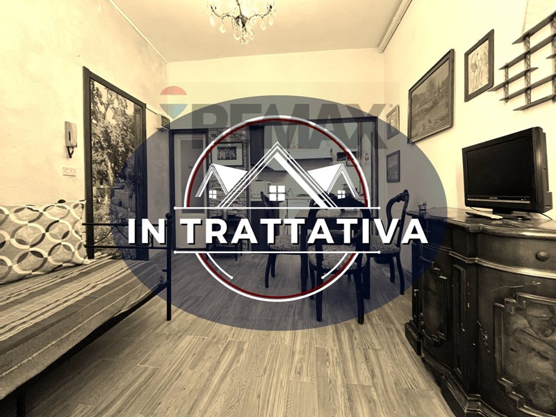 Bilocale in Vendita a Porto Ceresio, 70'000&euro;, 44 m²