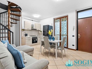 Bilocale in Vendita a Lesmo, 106'000&euro;, 65 m²