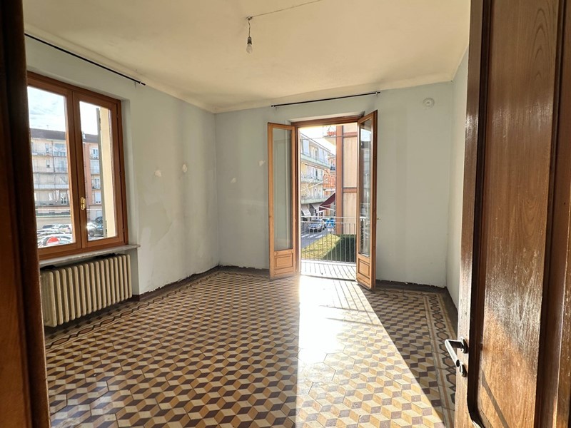 Appartamento in Vendita a Mondovì, 60'000&euro;, 85 m²