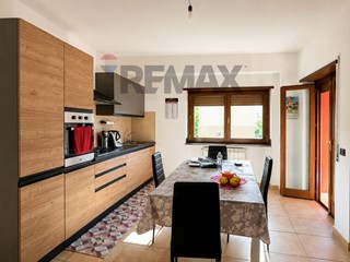 Quadrilocale in Vendita a Cosenza, 230'000&euro;, 135 m²