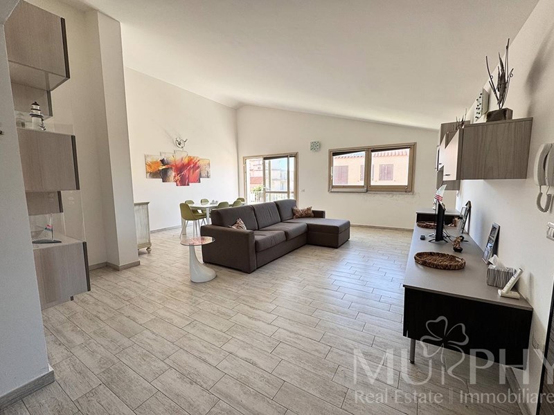 Quadrilocale in Vendita a La Maddalena, 310'000&euro;, 141 m²