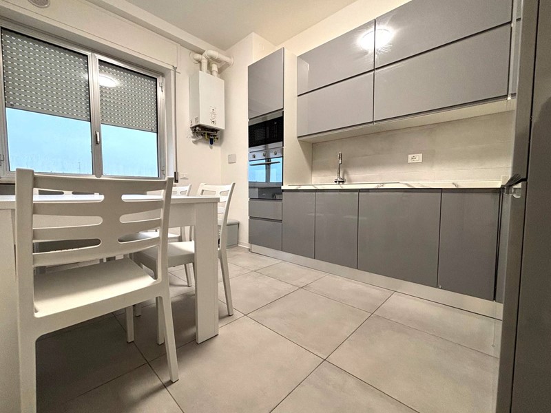 Quadrilocale in Affitto a Piacenza, 1'200&euro;, 84 m²