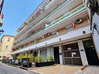 Quadrilocale in Vendita a Caserta, 226'000&euro;, 135 m², con Box