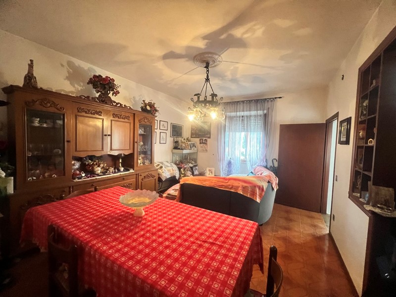 Quadrilocale in Vendita a Gubbio, 45'000&euro;, 80 m²