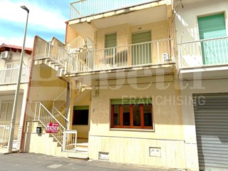 Quadrilocale in Vendita a Santa Croce Camerina, 119'500&euro;, 86 m²