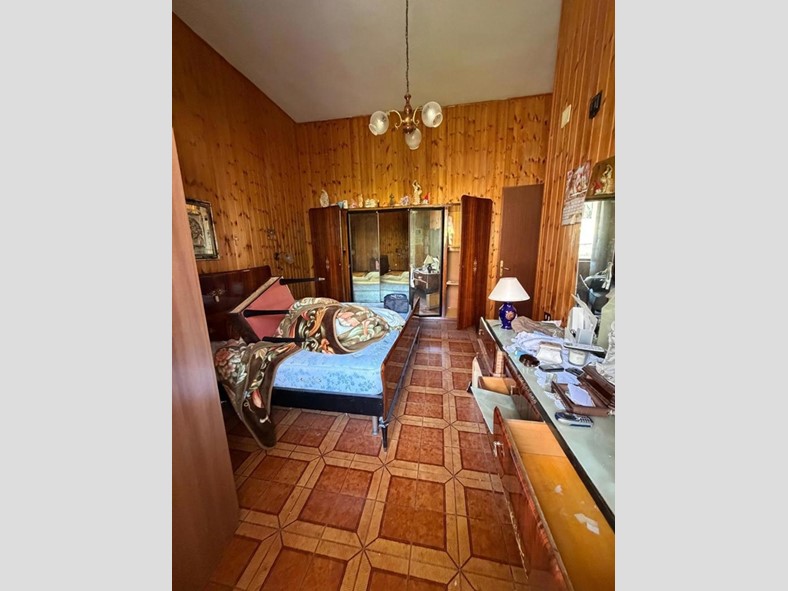 Trilocale in Vendita a Iglesias, 70'000&euro;, 100 m²