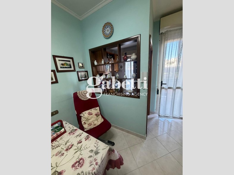 Quadrilocale in Vendita a Roma, 329'000&euro;, 127 m²