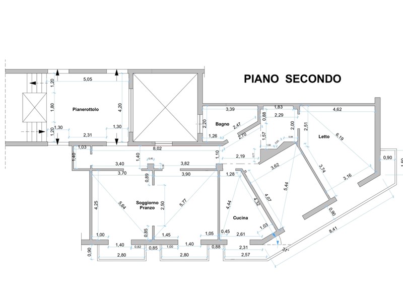 Appartamento in Vendita a Cosenza, 145'000&euro;, 140 m²