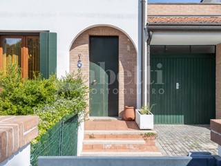Trilocale in Vendita a Portogruaro, 190'000&euro;, 70 m², con Box