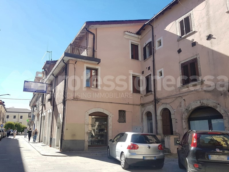 Monolocale in Affitto a Castel di Sangro, 470&euro;, 30 m², arredato