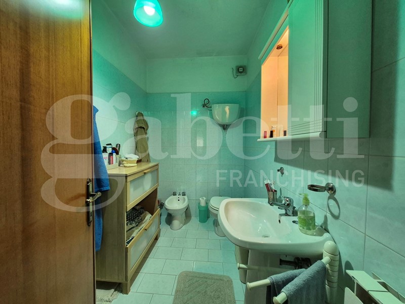 Quadrilocale in Vendita a Gubbio, 110'000&euro;, 95 m², con Box