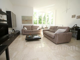 Trilocale in Vendita a Busto Arsizio, 170'000&euro;, 90 m², con Box