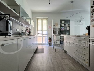 Quadrilocale in Vendita a Piacenza, 400'000&euro;, 163 m², arredato, con Box