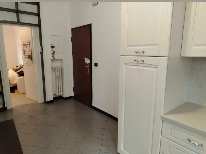 Bilocale in Vendita a Torino, 123'000&euro;, 55 m²