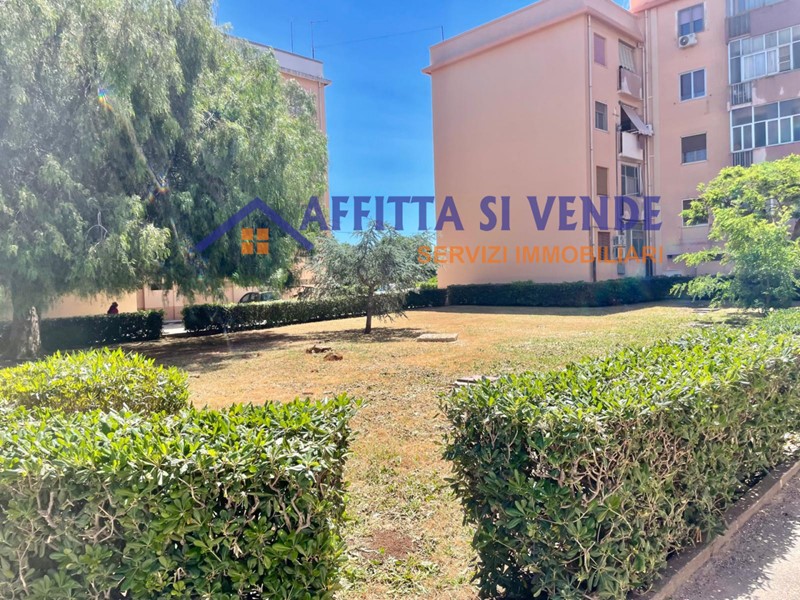 Appartamento in Vendita a Siracusa, 130'000&euro;, 130 m², con Box