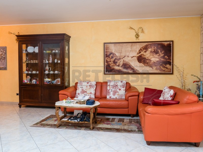 Trilocale in Vendita a Altamura, zona ZONA VIA MANZONI, 215'000&euro;, 125 m²