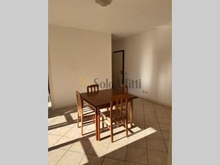 Quadrilocale in Affitto a Rimini, 750&euro;, 70 m²