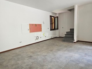 Trilocale in Vendita a Monte Roberto, 130'000&euro;, 110 m²