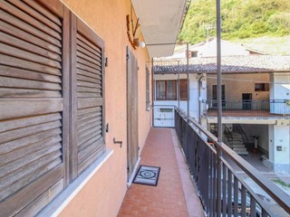 Trilocale in Vendita a Gardone Val Trompia, 90'000&euro;, 123 m²