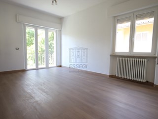 Appartamento in Vendita a Lucca, 240'000&euro;, 120 m²