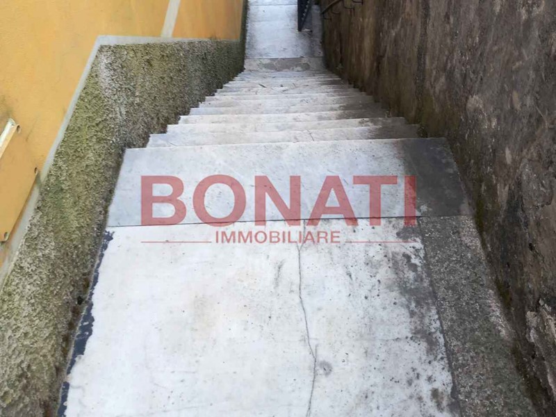 Quadrilocale in Vendita a Vezzano Ligure, 95'000&euro;, 80 m², arredato