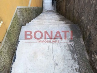 Quadrilocale in Vendita a Vezzano Ligure, 95'000&euro;, 80 m², arredato