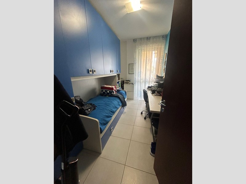 Trilocale in Vendita a Pescara, 164'000&euro;, 75 m², arredato