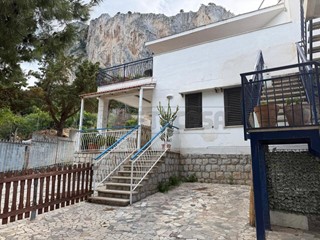 Trilocale in Affitto a Palermo, zona Addaura, 650&euro;, 55 m²