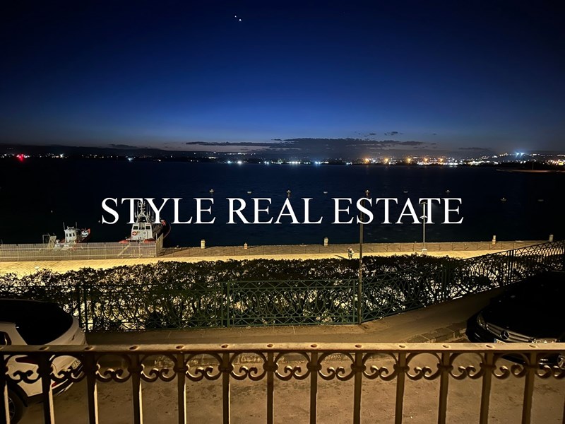 Appartamento in Vendita a Siracusa, 1'150'000&euro;, 207 m²